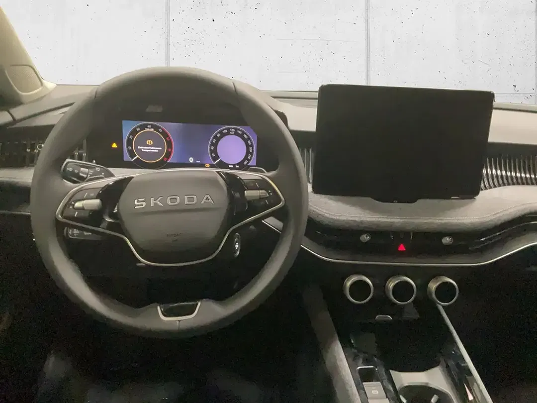 Skoda Superb - Thumbnail 13
