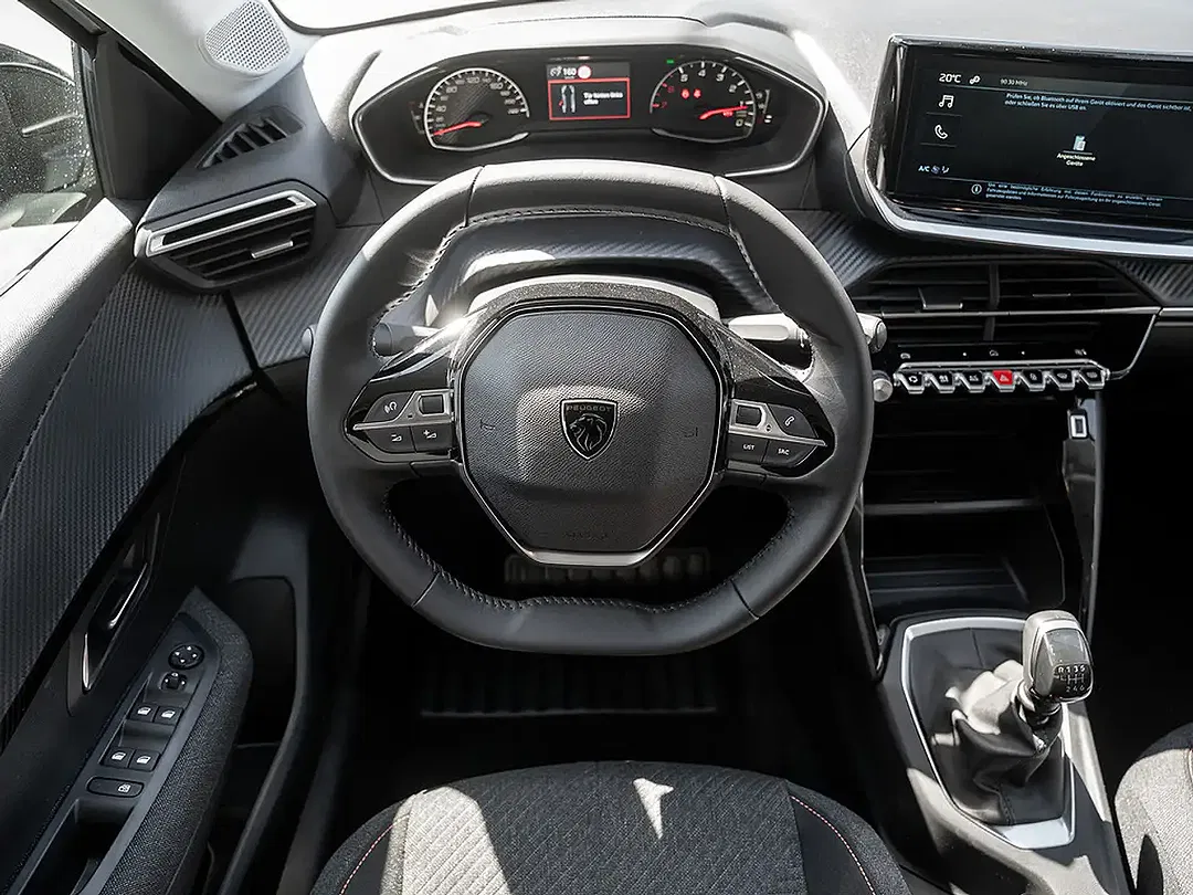 Peugeot 208 - Thumbnail 9