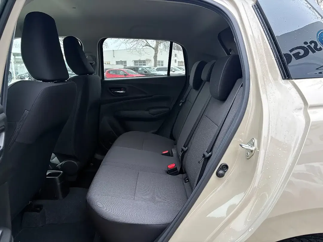 Suzuki Swift - Thumbnail 21