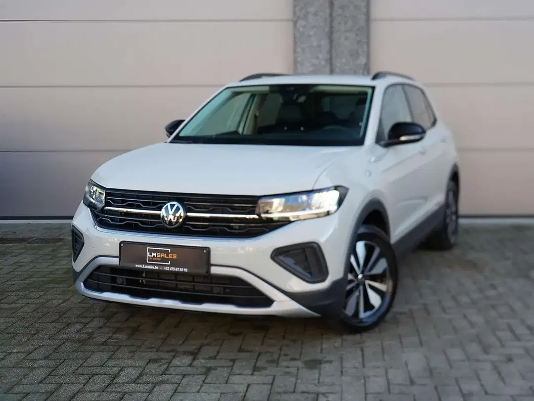 Volkswagen T-Cross - Thumbnail 1