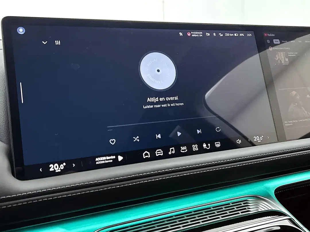 Xpeng G9 - Thumbnail 7