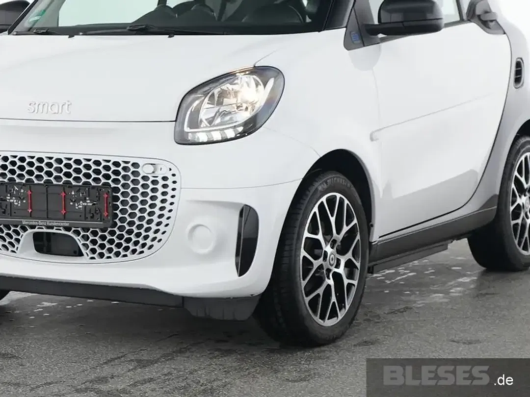 smart forTwo - Thumbnail 3