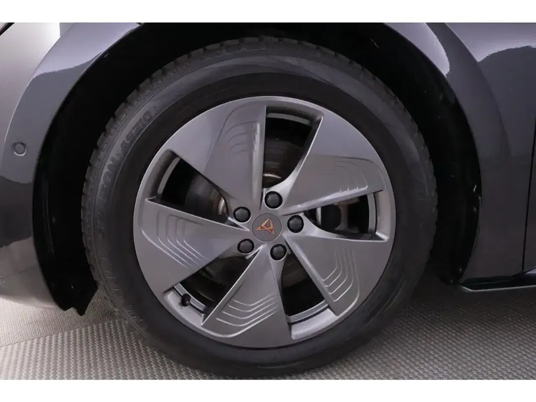 CUPRA Born - Thumbnail 14