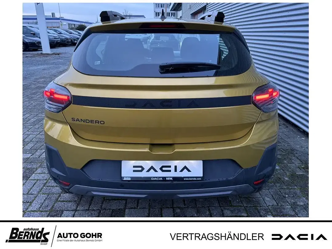 Dacia Sandero - Thumbnail 4