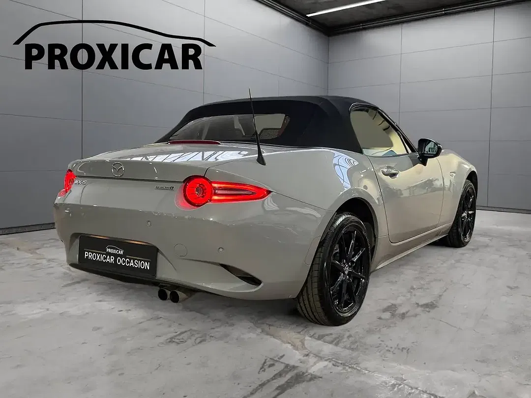 Mazda MX-5 - Thumbnail 4