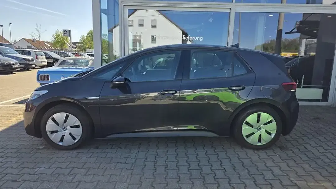 Volkswagen ID.3 - Thumbnail 3