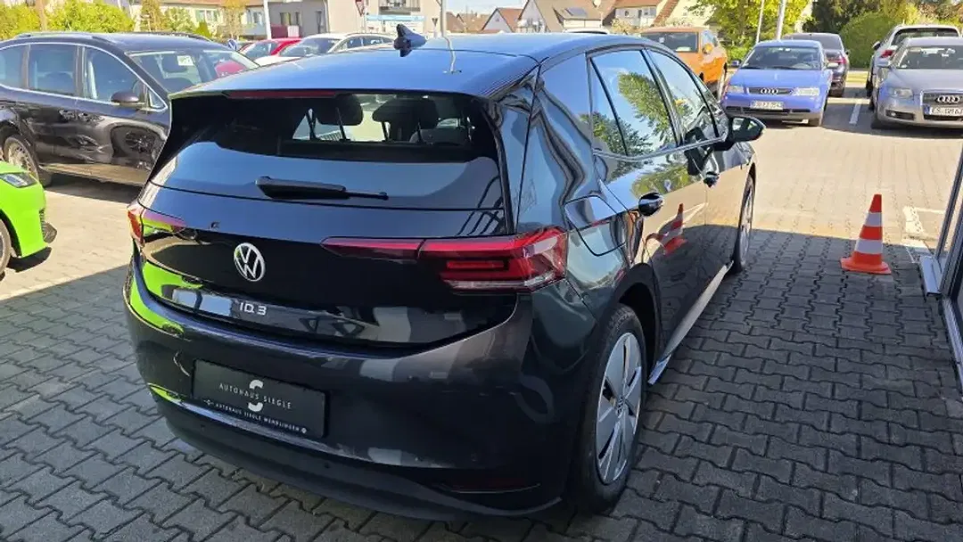 Volkswagen ID.3 - Thumbnail 6