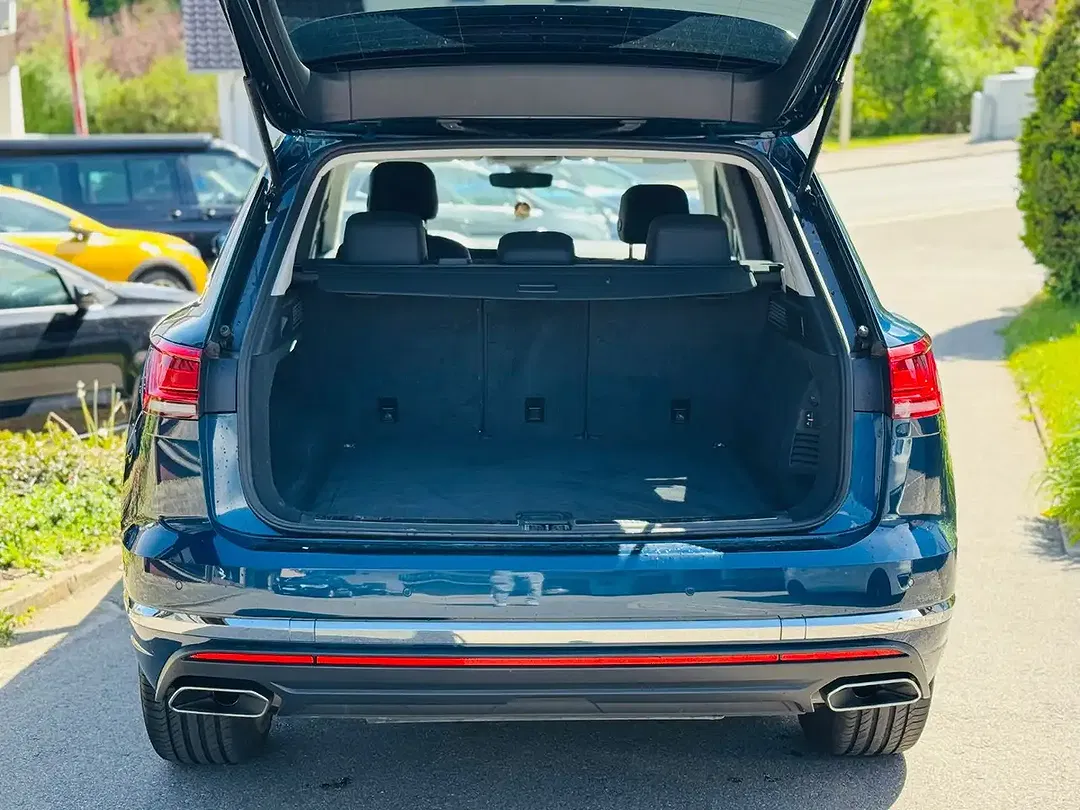 Volkswagen Touareg - Thumbnail 10