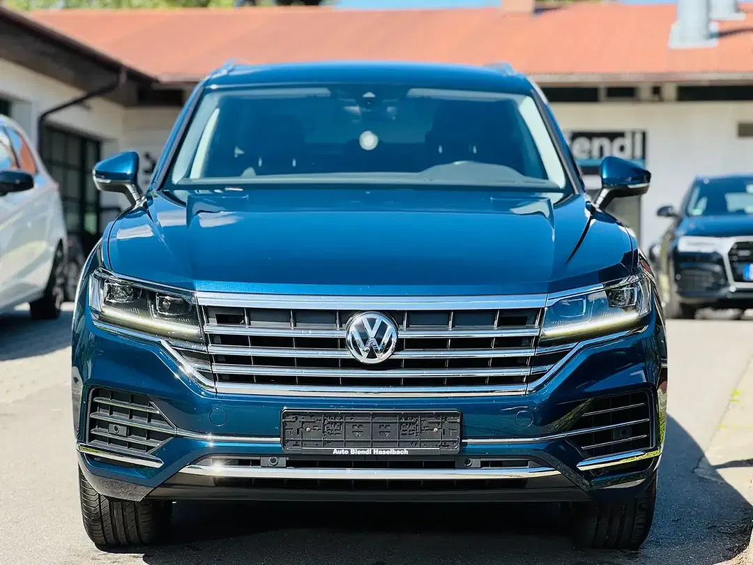 Volkswagen Touareg - Thumbnail 2