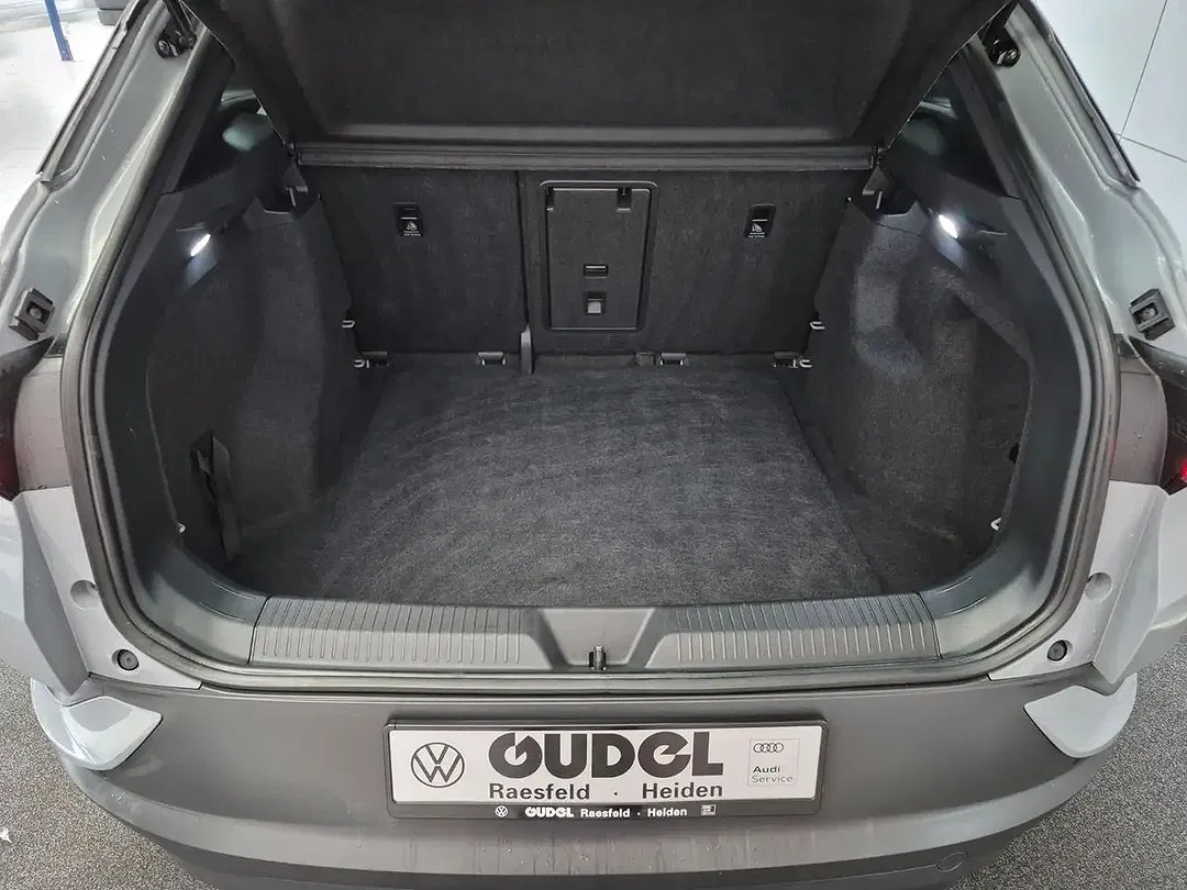 Volkswagen ID.5 - Thumbnail 8