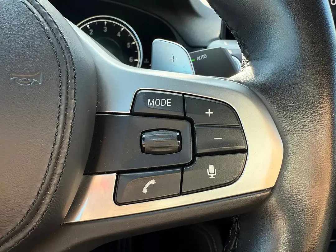 BMW X4 - Thumbnail 6