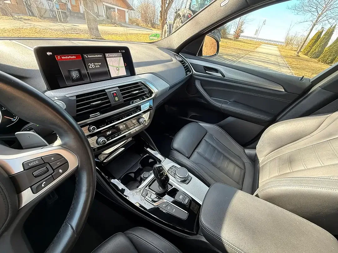 BMW X4 - Thumbnail 7