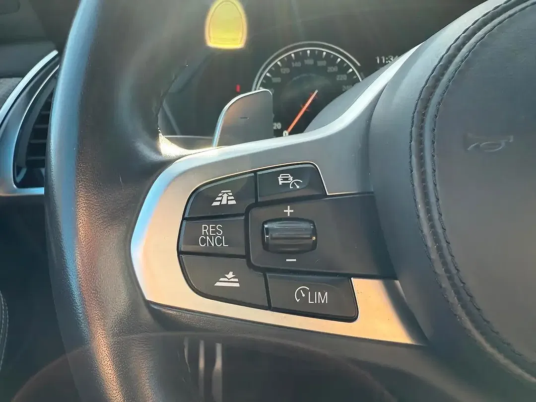 BMW X4 - Thumbnail 5