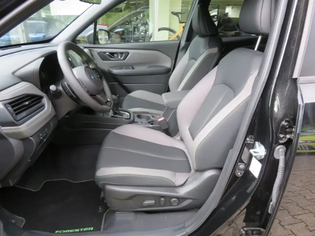 Subaru Forester - Thumbnail 8