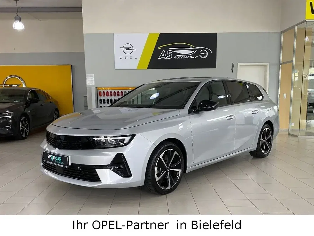 Opel Astra - Afbeelding 1