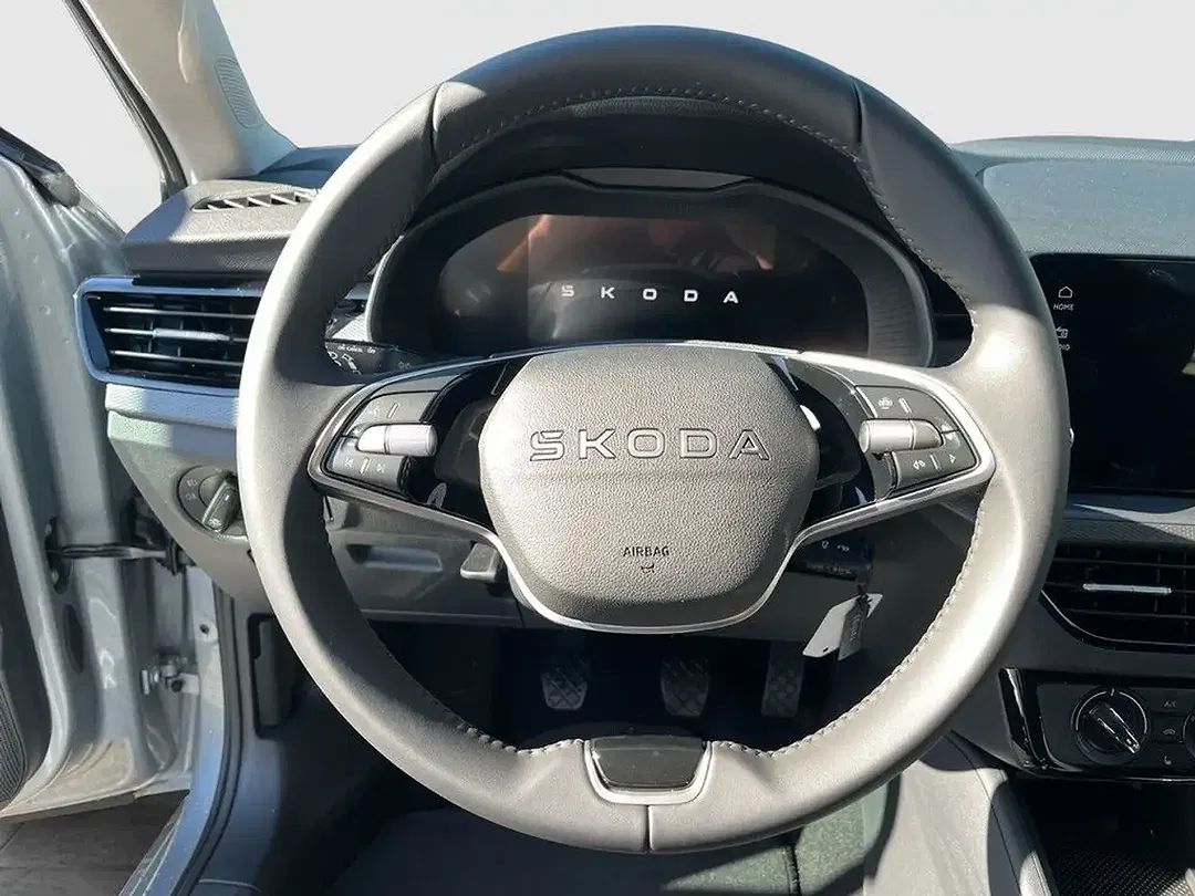 Skoda Scala - Thumbnail 11