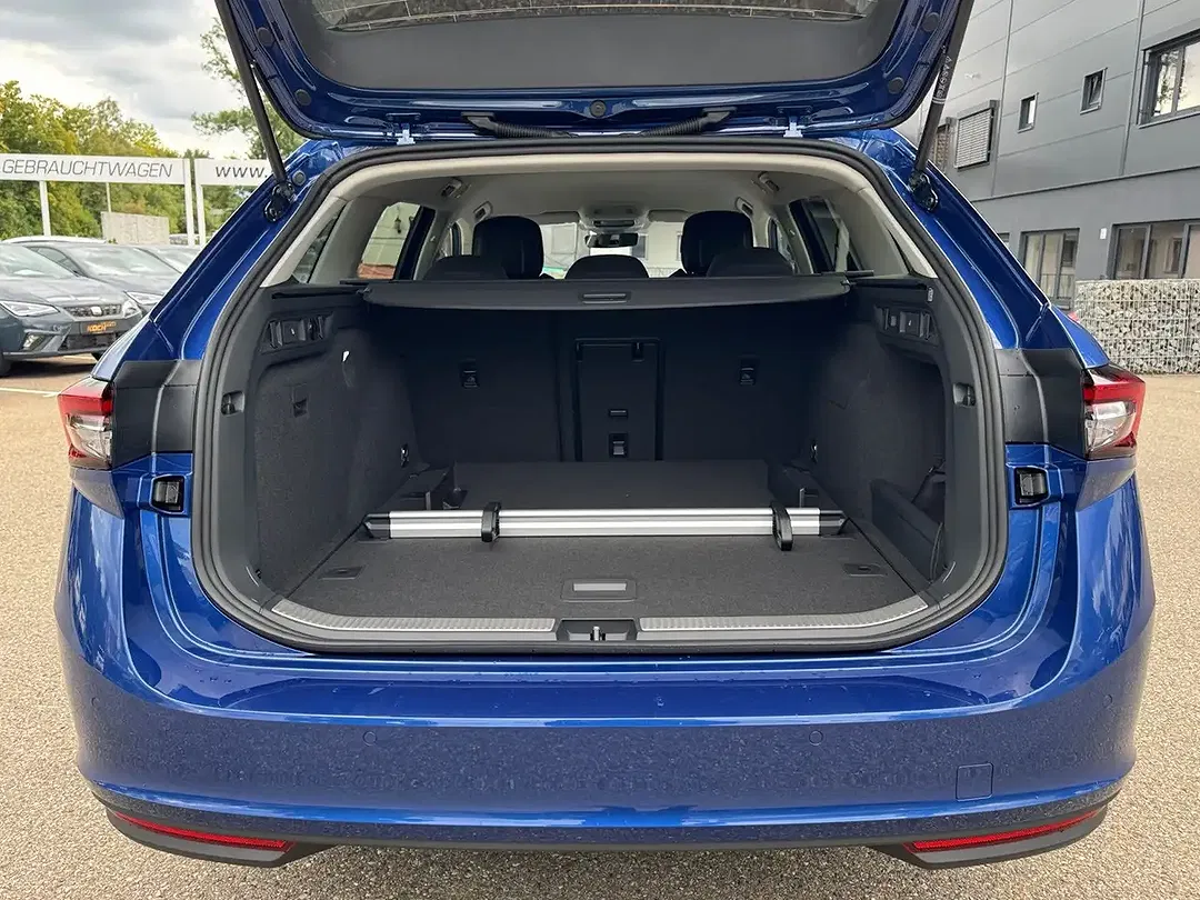 Skoda Superb - Thumbnail 12