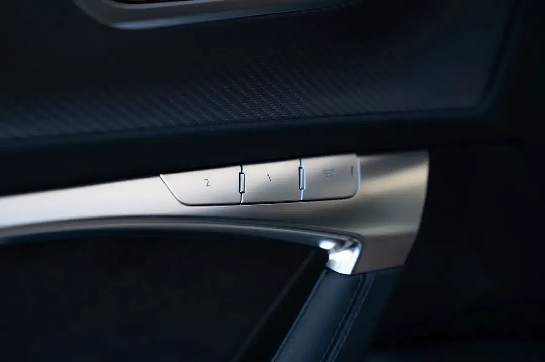Audi RS6 - Thumbnail 14