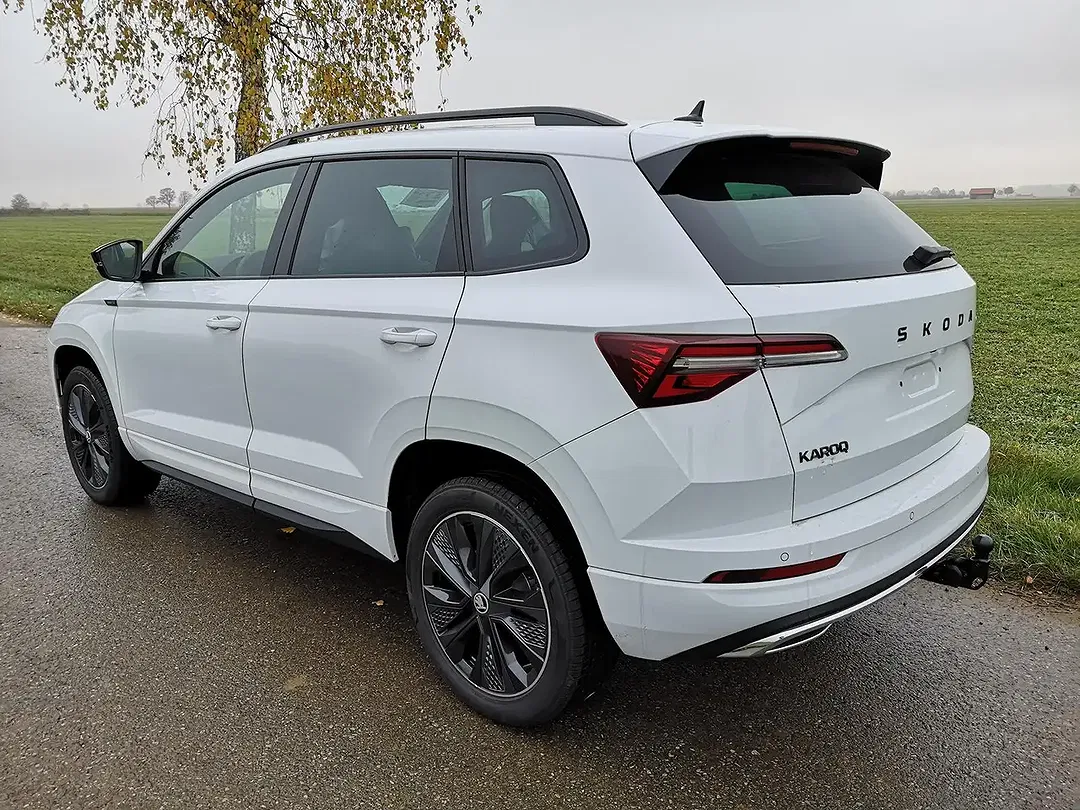 Skoda Karoq - Thumbnail 3