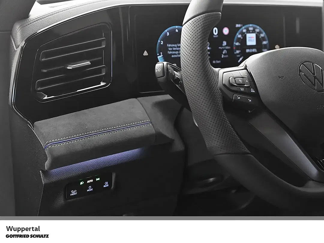 Volkswagen Tiguan - Thumbnail 12