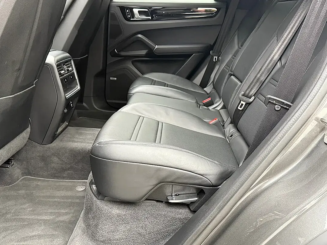 Porsche Cayenne - Thumbnail 20