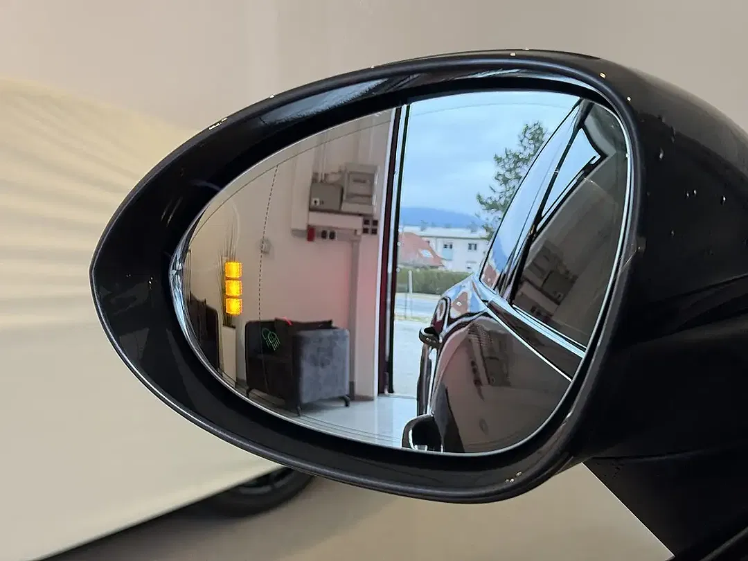 Porsche Cayenne - Thumbnail 42