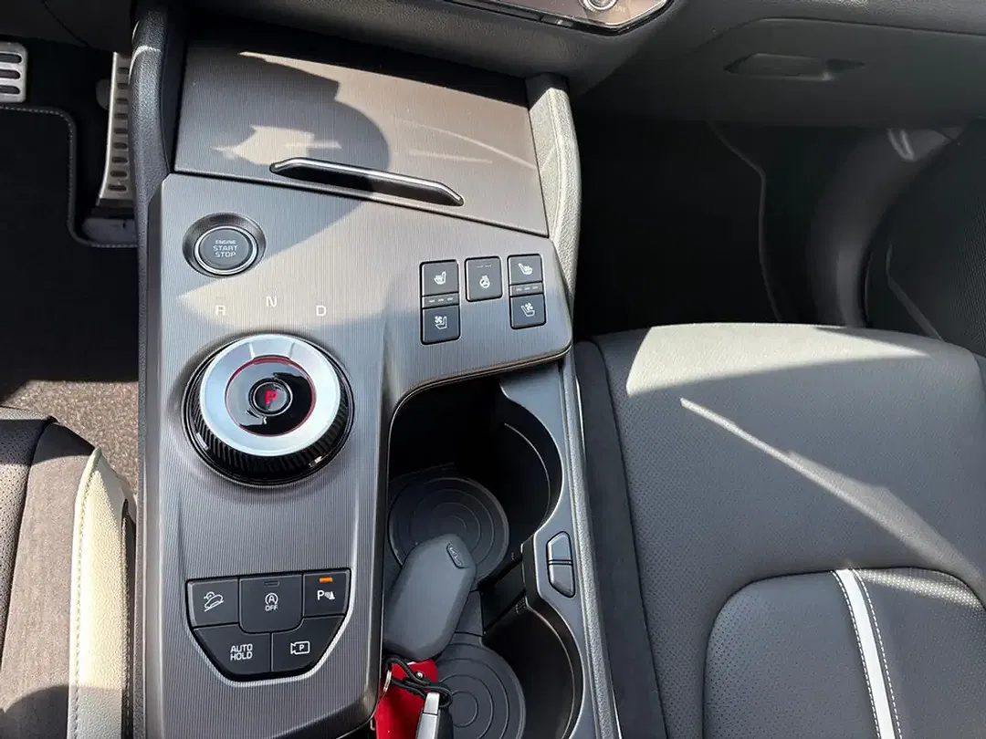 Kia Sportage - Thumbnail 8