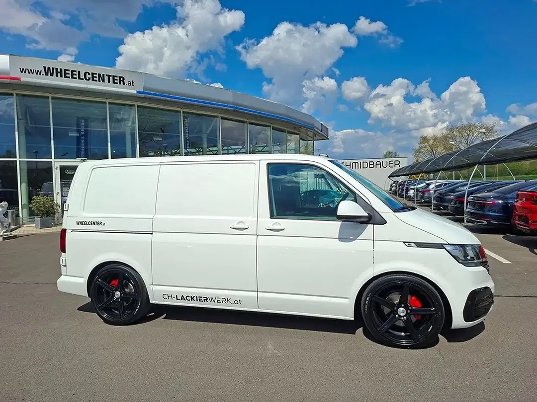Volkswagen Transporter - Thumbnail 10