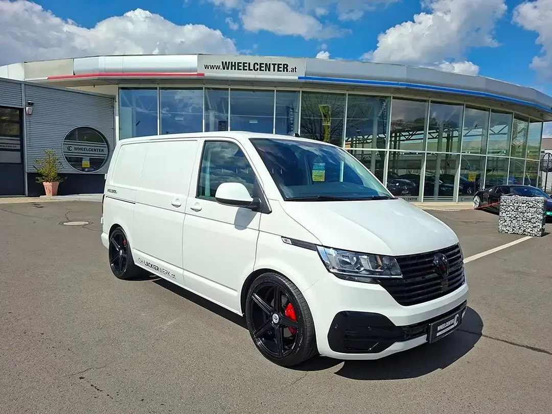 Volkswagen Transporter - Thumbnail 11