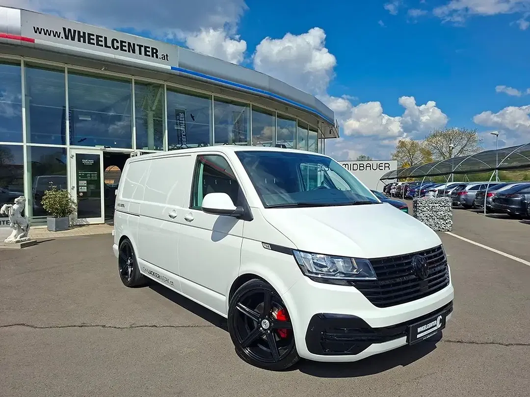 Volkswagen Transporter - Thumbnail 2