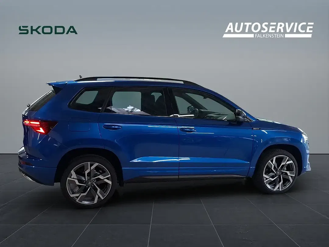 Skoda Karoq - Thumbnail 4