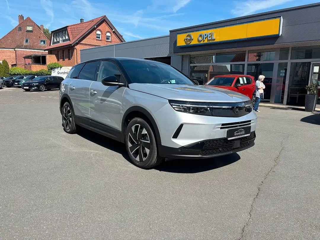 Opel Grandland X - Thumbnail 2