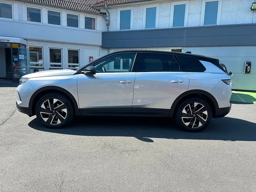 Opel Grandland X - Thumbnail 5