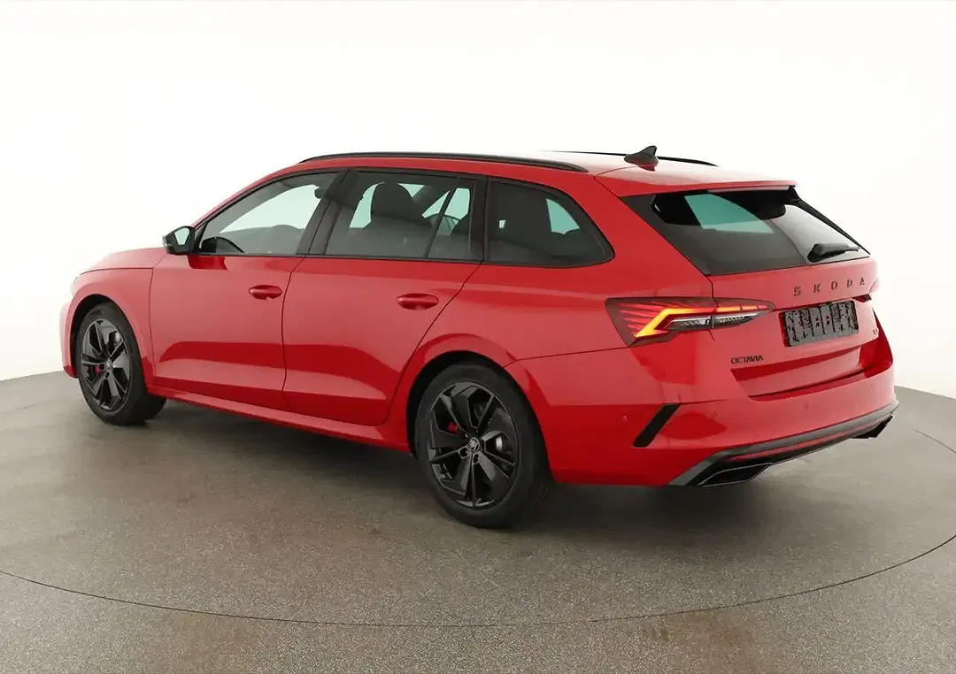 Skoda Octavia - Thumbnail 3