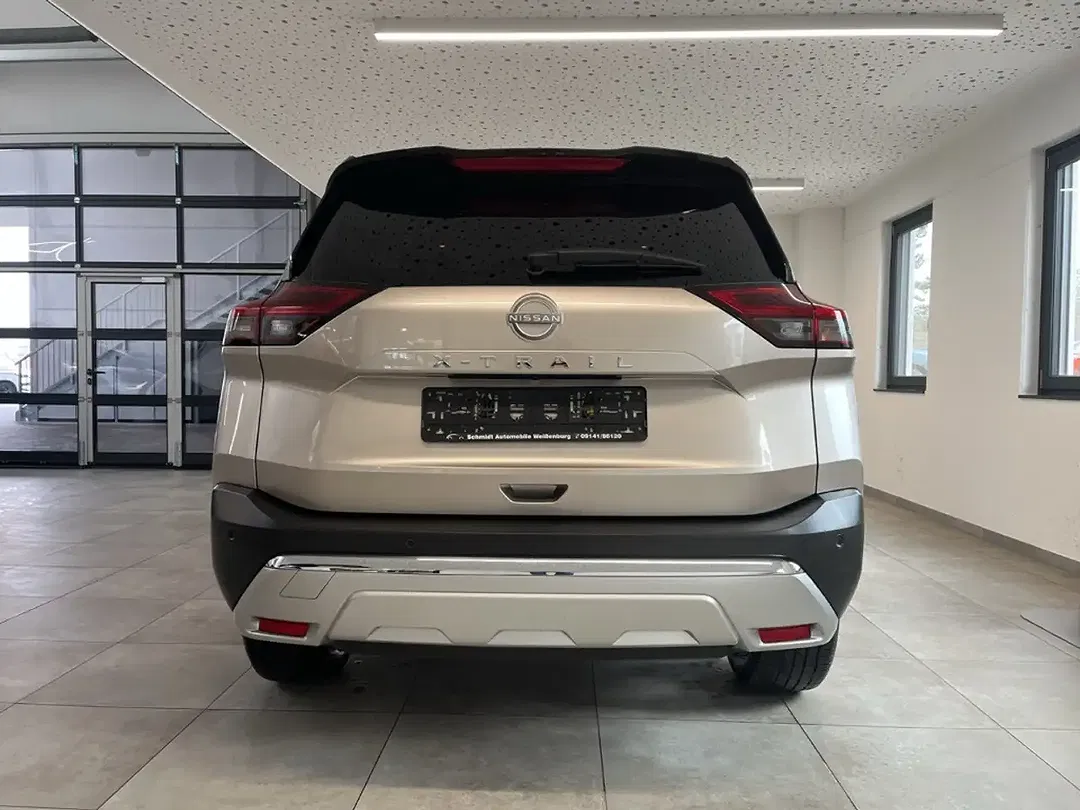 Nissan X-Trail - Thumbnail 3