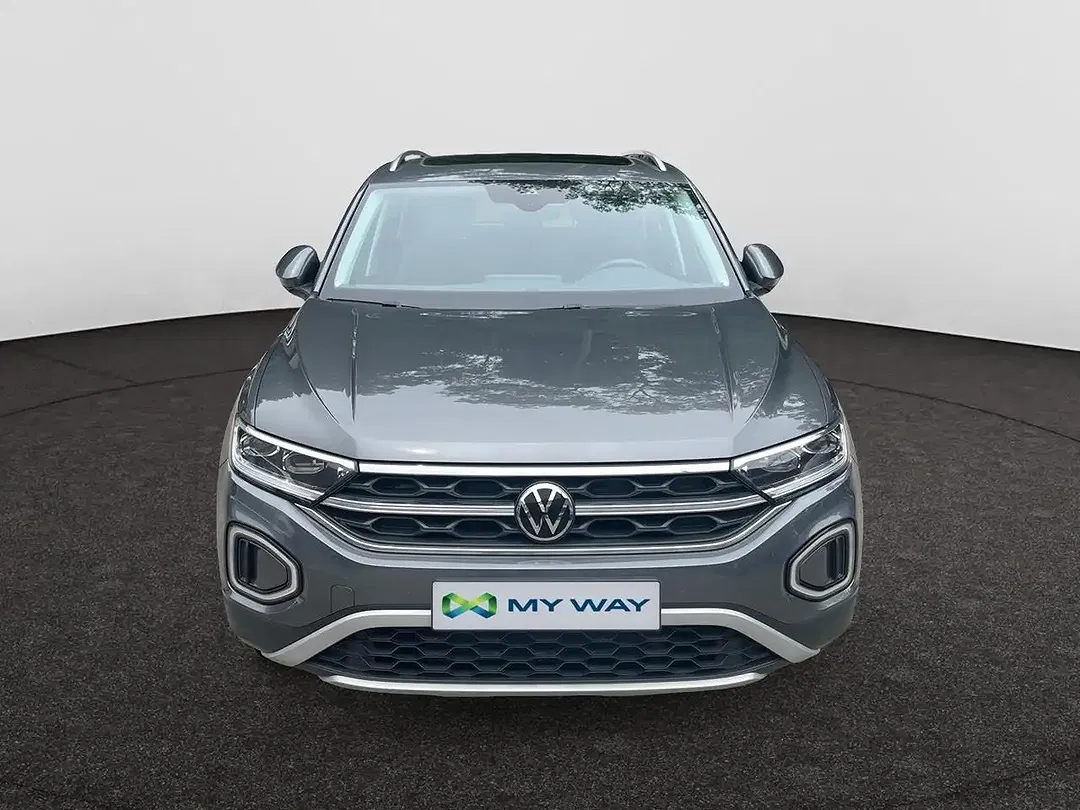Volkswagen T-Roc - Thumbnail 2