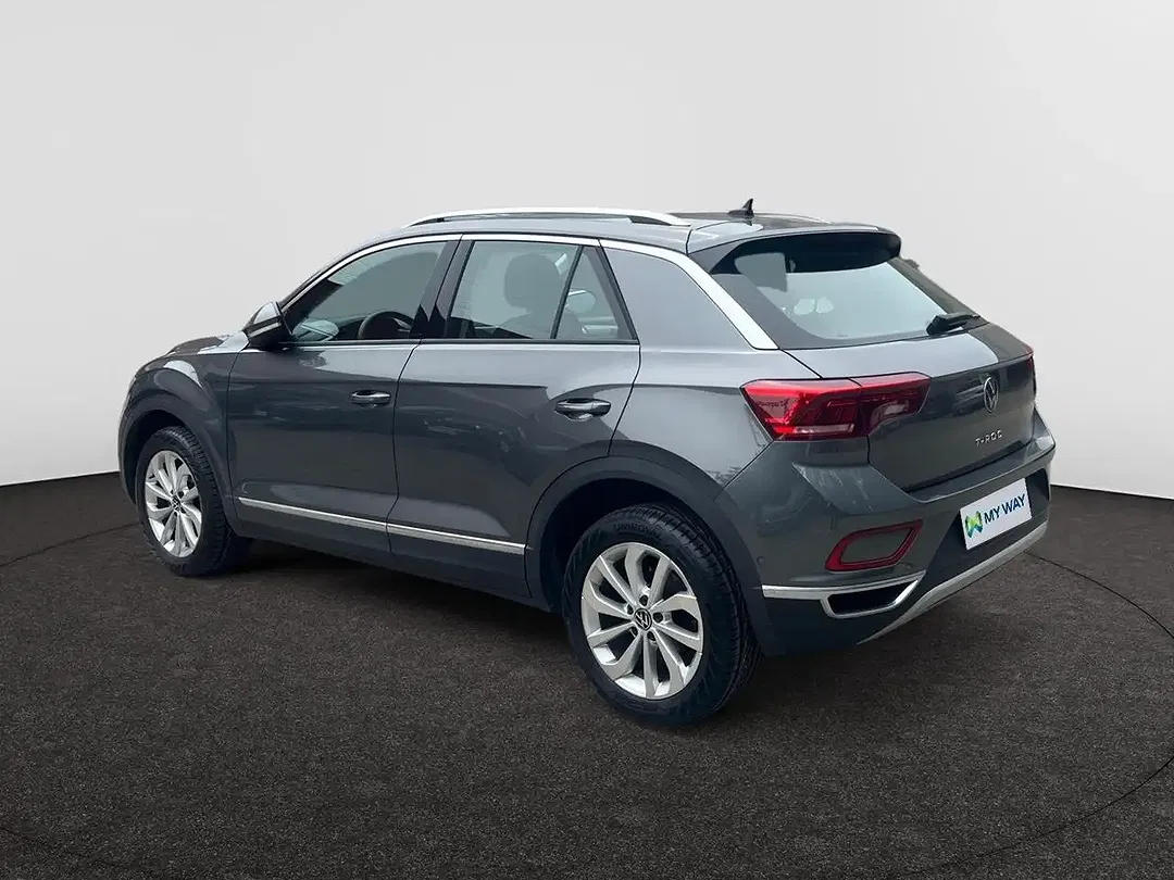 Volkswagen T-Roc - Thumbnail 6