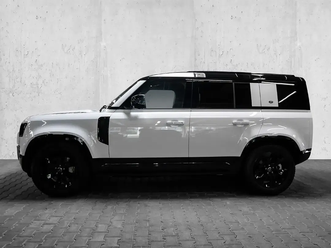 Land Rover Defender - Thumbnail 6
