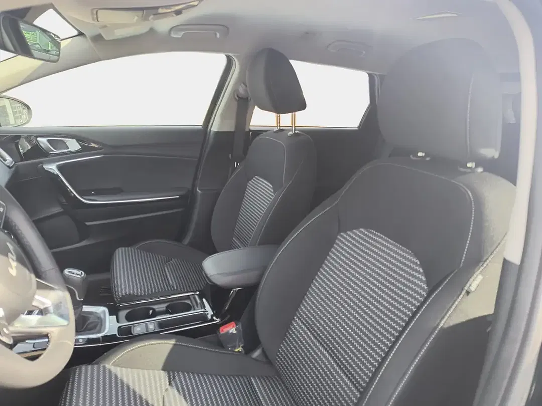 Kia Ceed SW / cee'd SW - Thumbnail 8