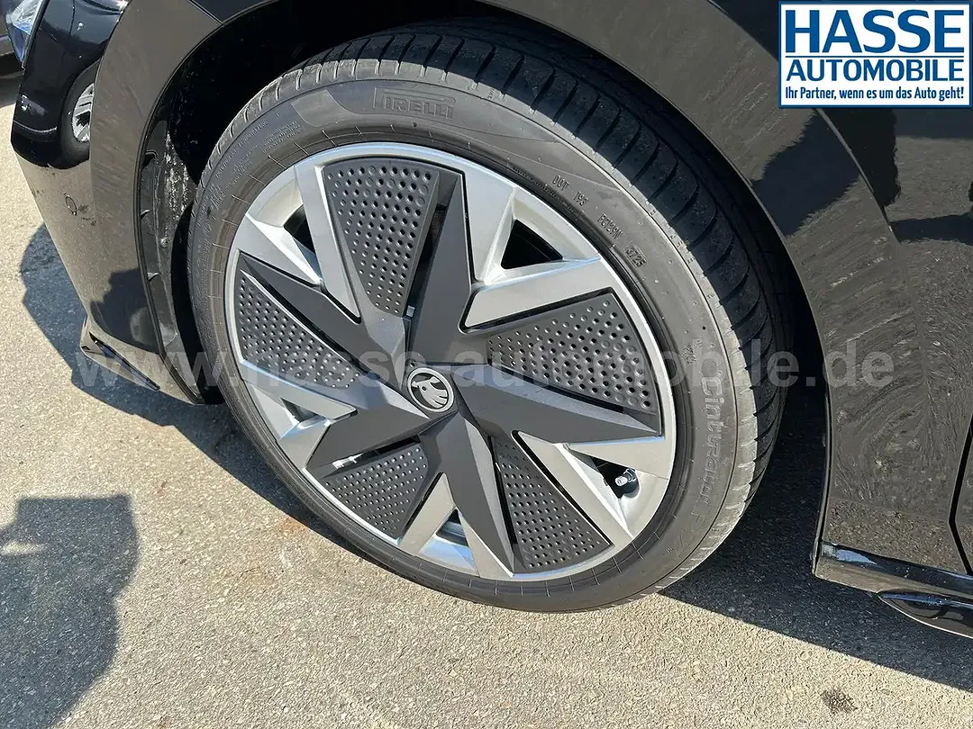 Skoda Superb - Thumbnail 14