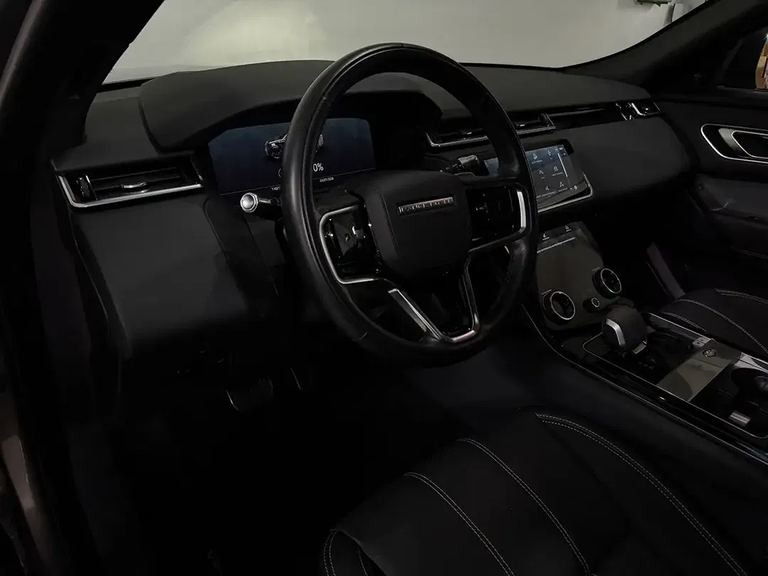 Land Rover Range Rover Velar - Thumbnail 11