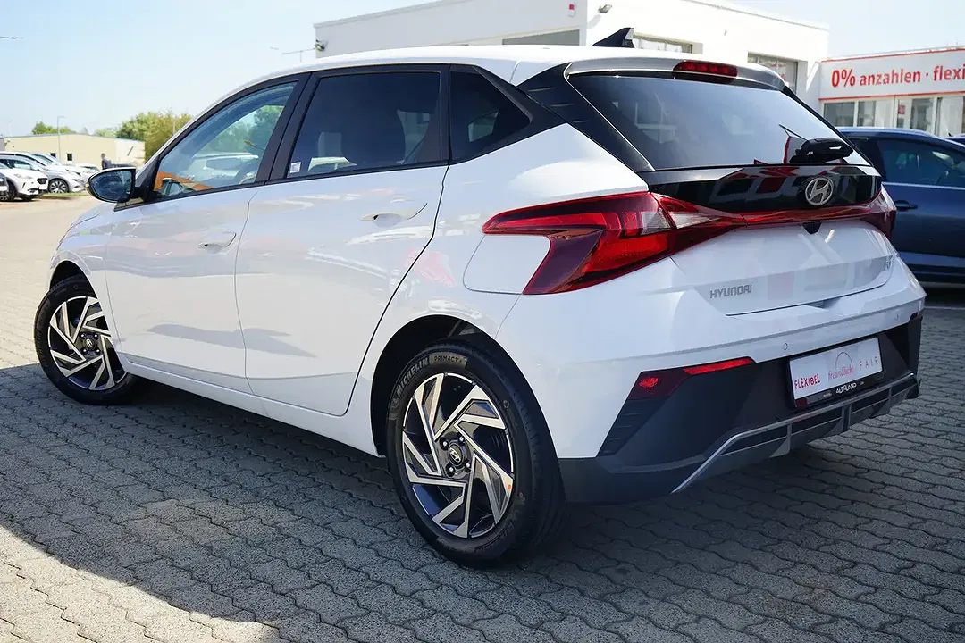 Hyundai i20 - Thumbnail 13