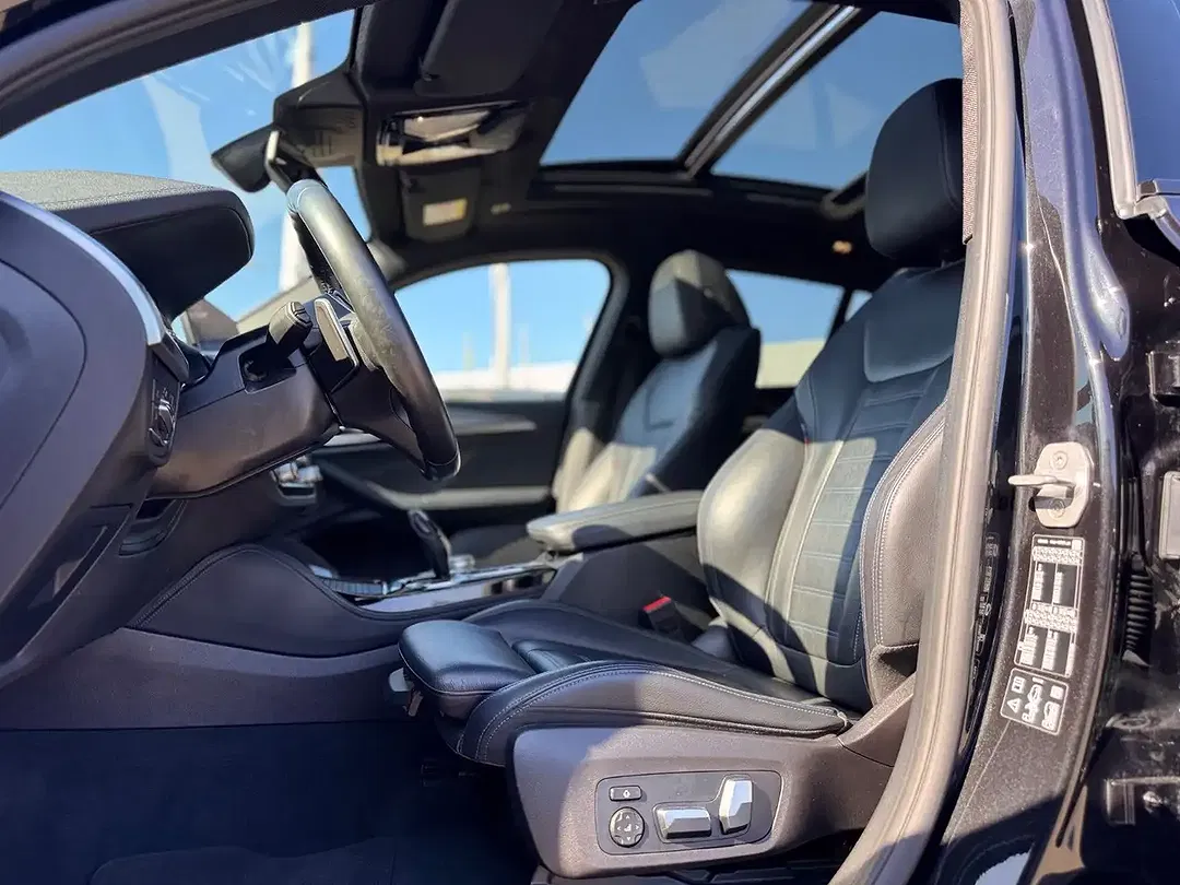 BMW X4 - Thumbnail 14