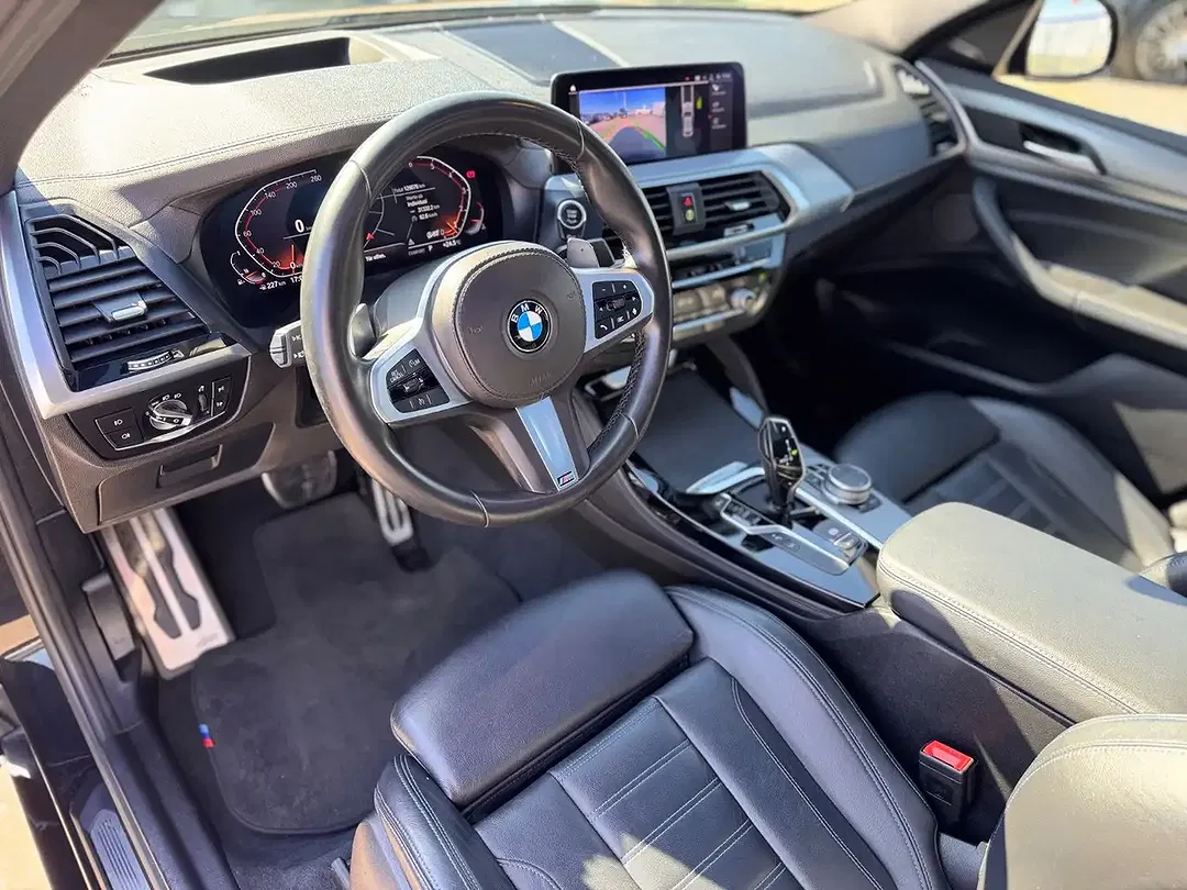 BMW X4 - Thumbnail 15
