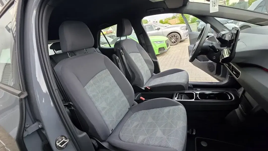 Volkswagen ID.3 - Thumbnail 15