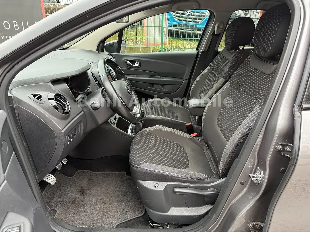 Renault Captur - Thumbnail 10