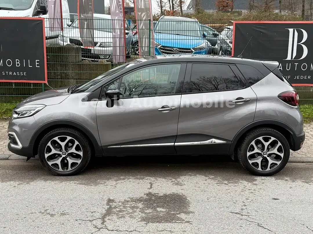 Renault Captur - Thumbnail 2