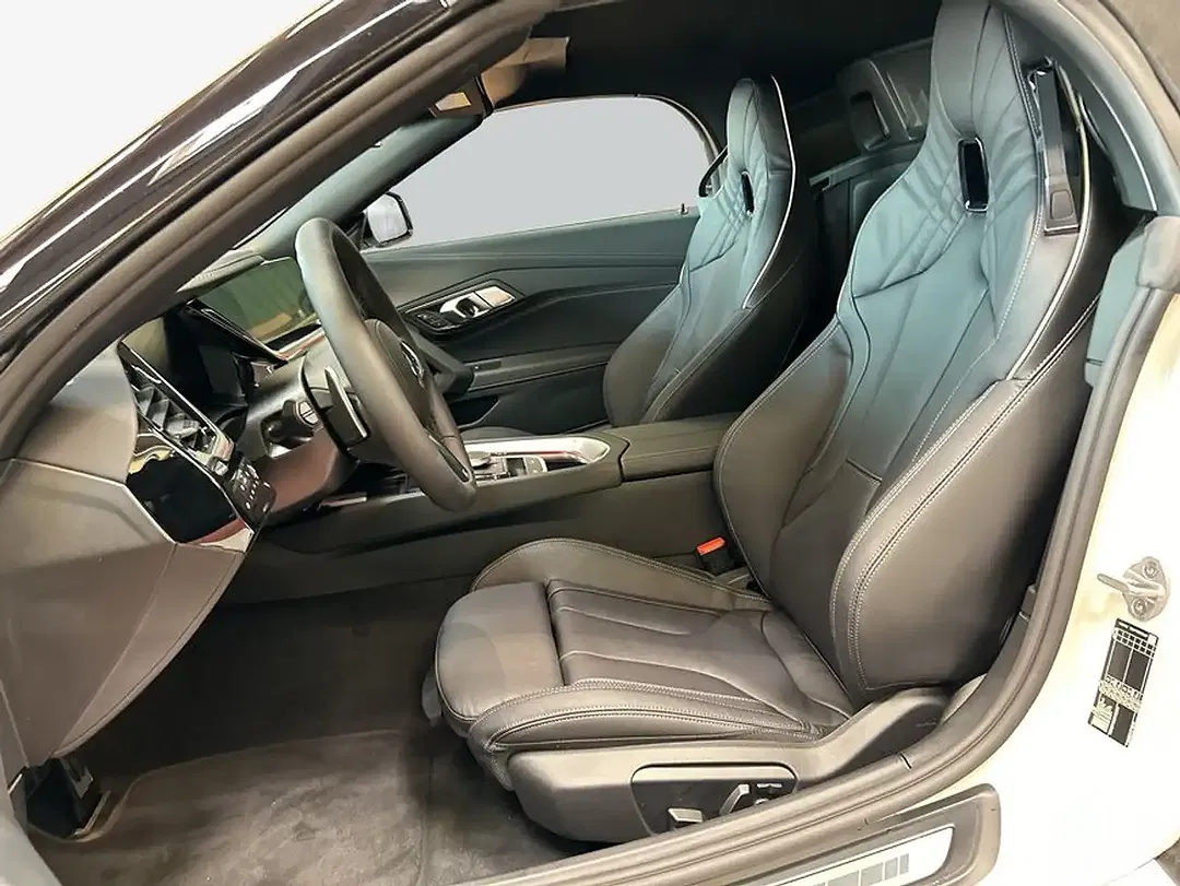 BMW Z4 - Thumbnail 11
