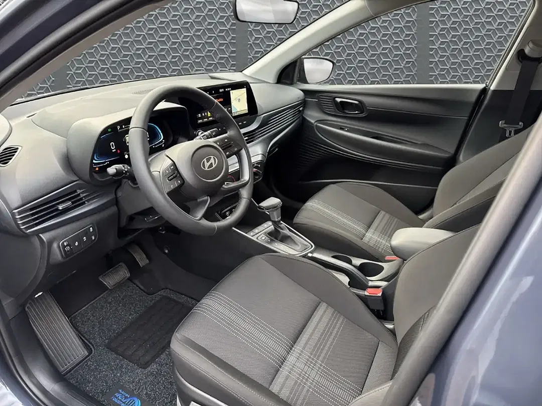 Hyundai i20 - Thumbnail 9