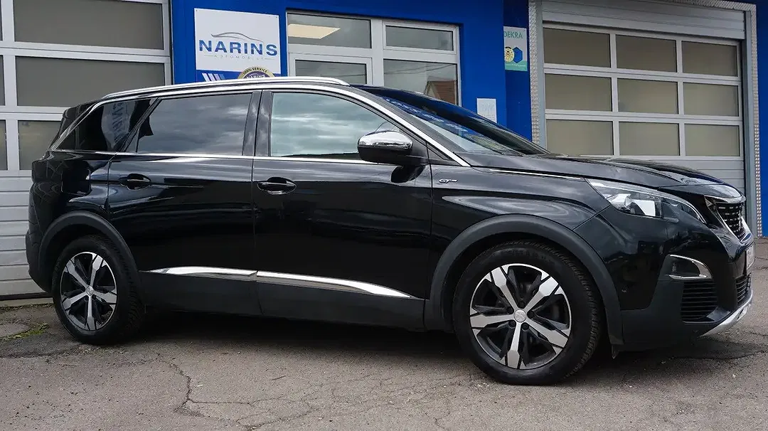 Peugeot 5008 - Thumbnail 3